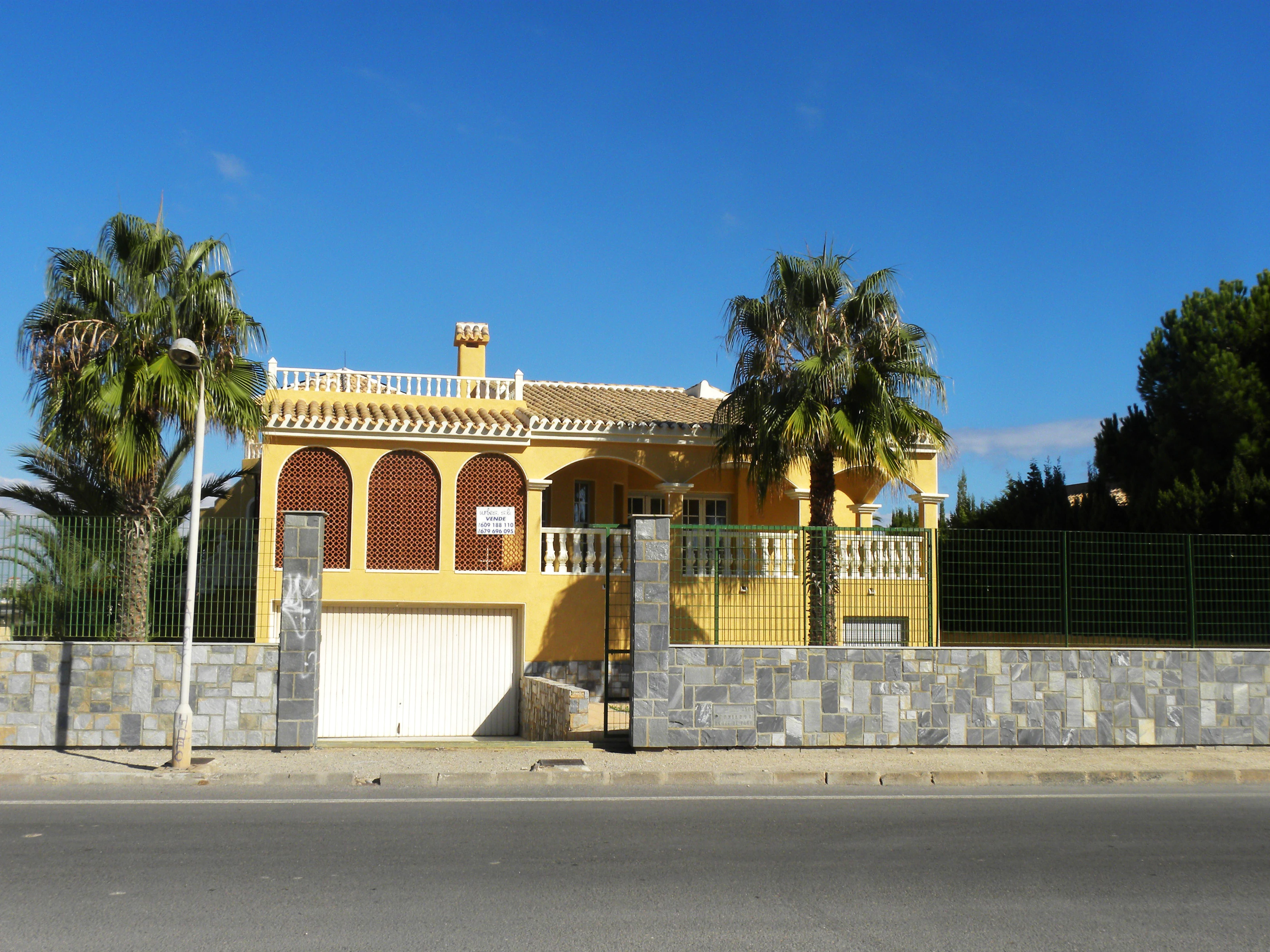Villa for sale in La Manga Del Mar Menor