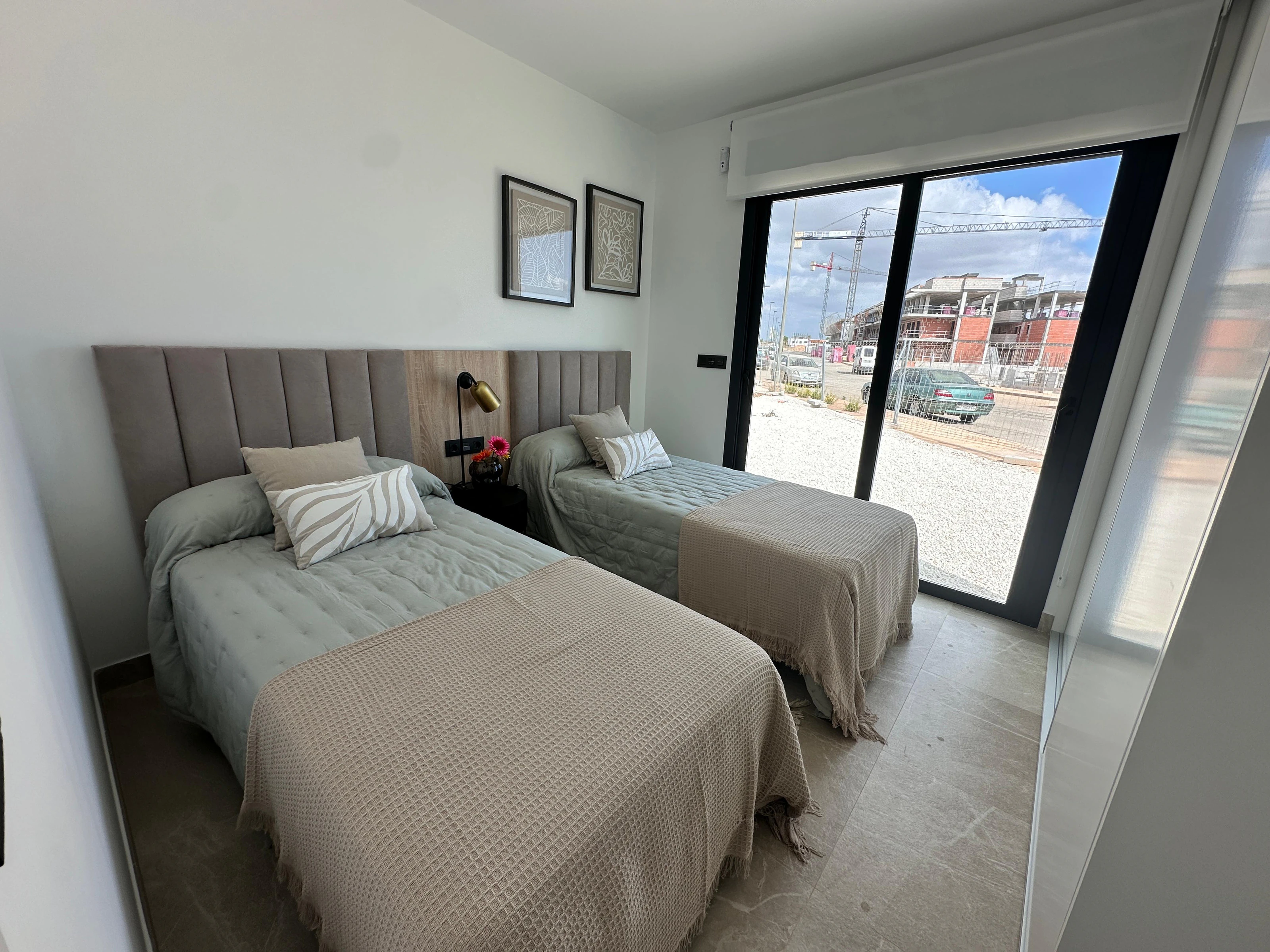 Villa for sale in Los Alcázares