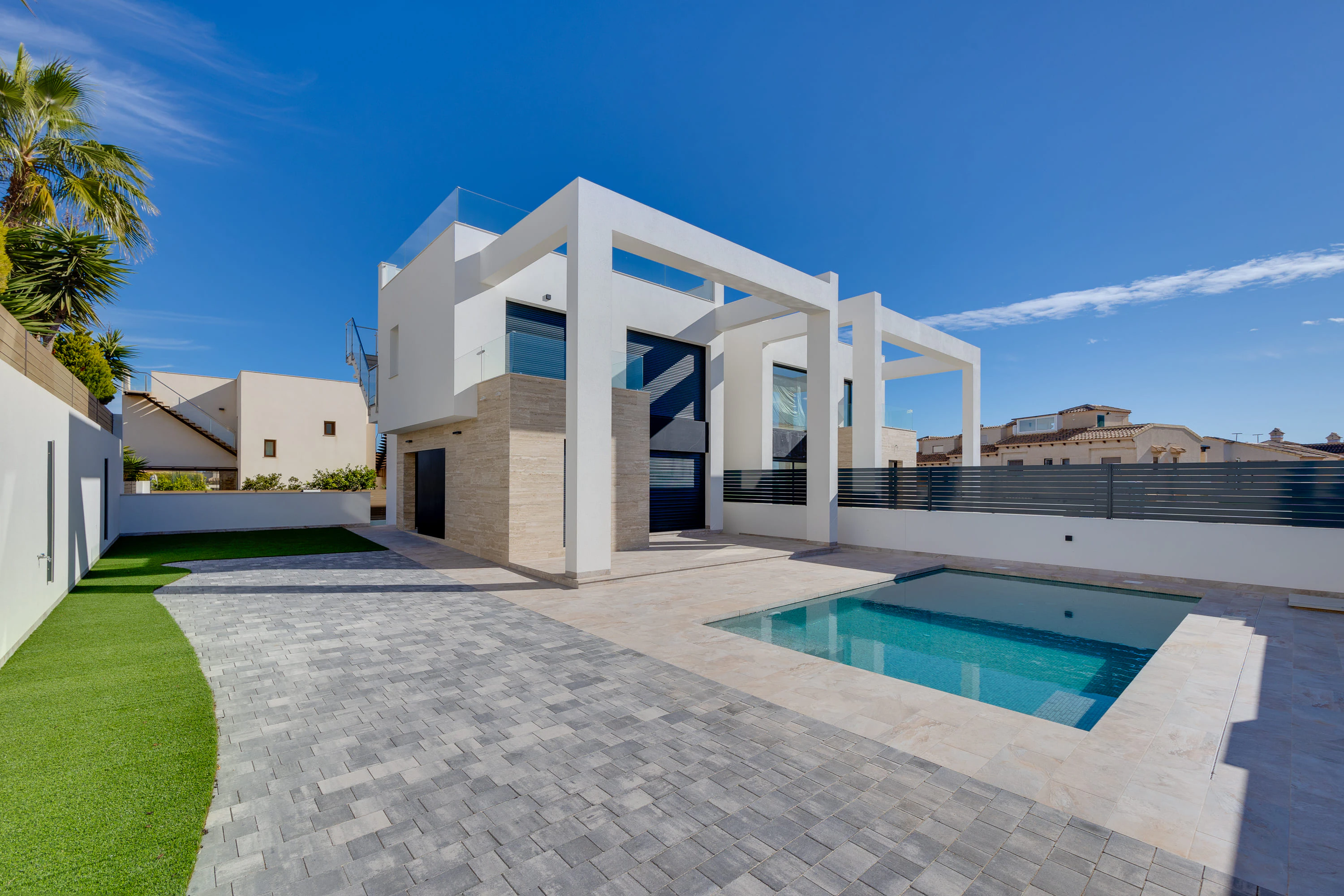 Villa for sale in Torrevieja