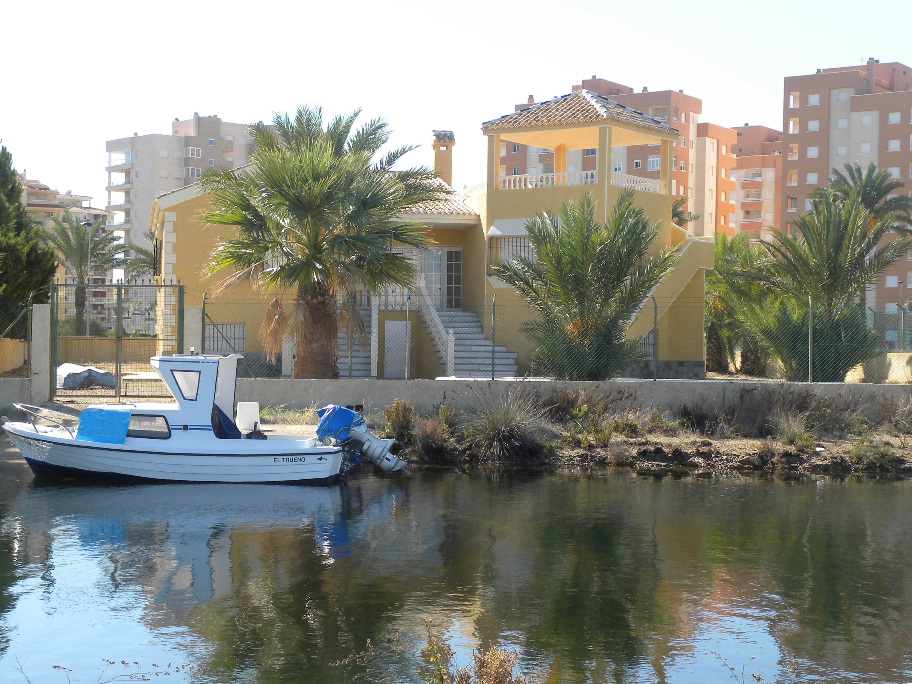 Villa for sale in La Manga Del Mar Menor