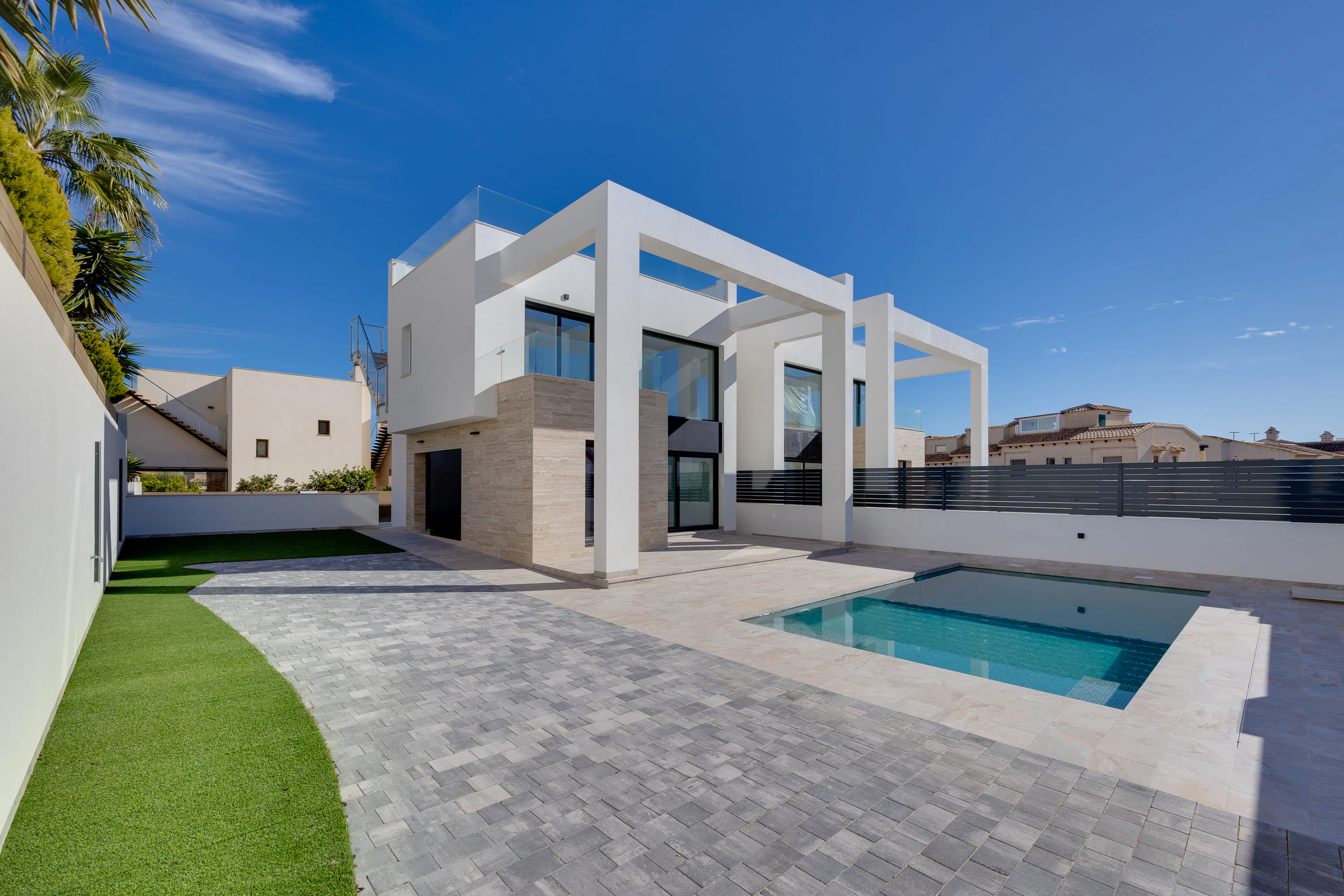 Villa for sale in Torrevieja