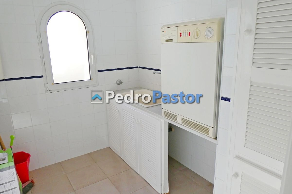 CH067 - Chalet independiente de 6 dormitorios en La Sella - Pedreguer