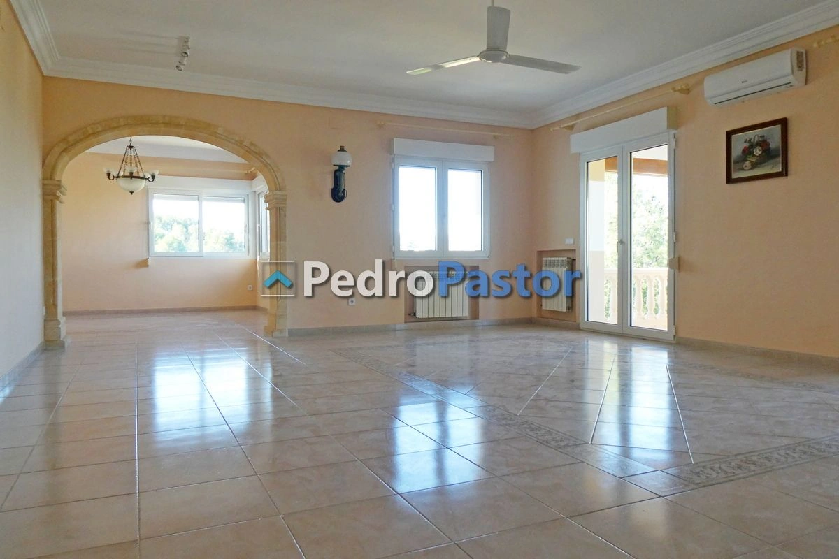 CH067 - Chalet independiente de 6 dormitorios en La Sella - Pedreguer