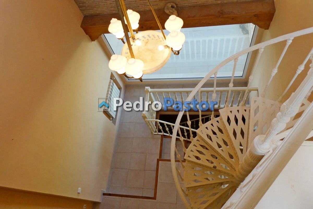 CH067 - Chalet independiente de 6 dormitorios en La Sella - Pedreguer