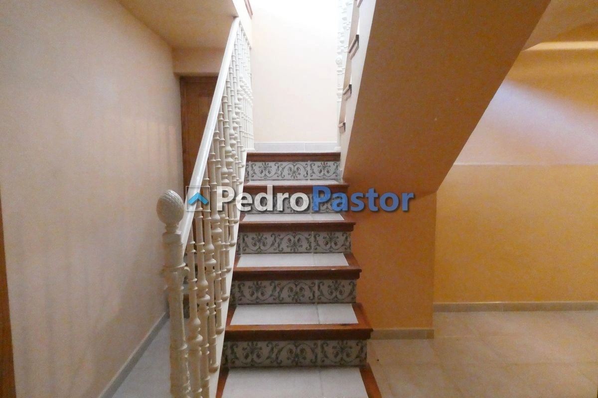 CH067 - Chalet independiente de 6 dormitorios en La Sella - Pedreguer