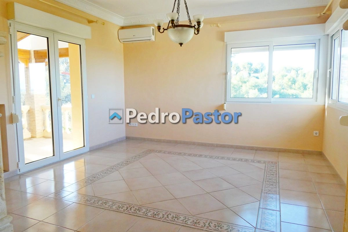 CH067 - Chalet independiente de 6 dormitorios en La Sella - Pedreguer