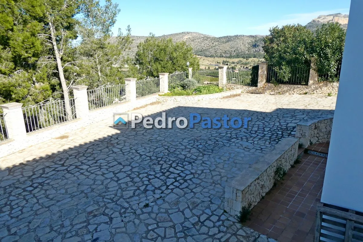 CH067 - Chalet independiente de 6 dormitorios en La Sella - Pedreguer