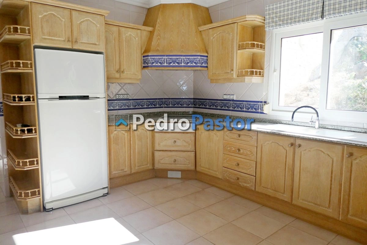 CH067 - Chalet independiente de 6 dormitorios en La Sella - Pedreguer