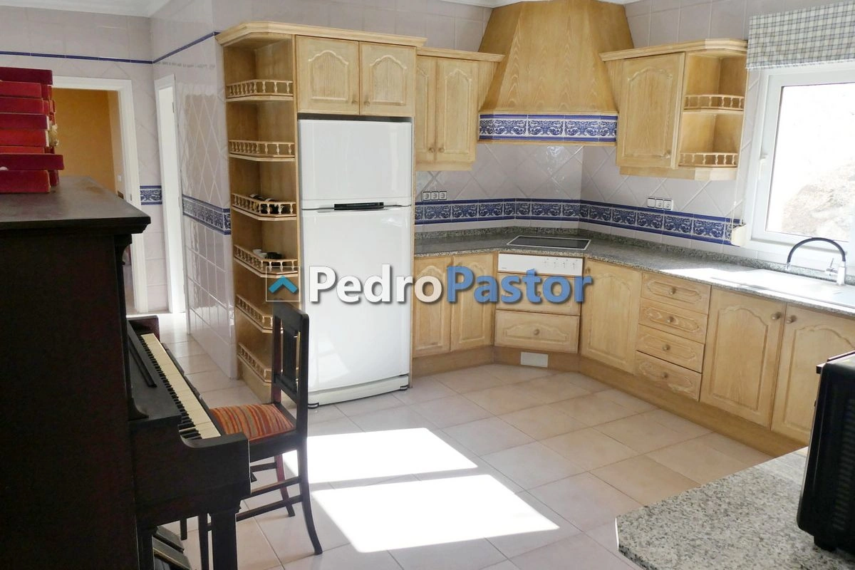 CH067 - Chalet independiente de 6 dormitorios en La Sella - Pedreguer