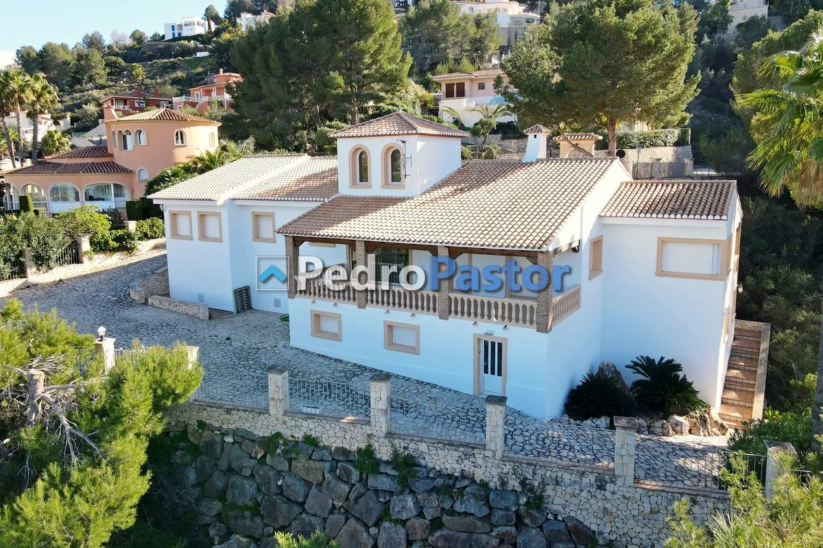 CH067 - Chalet independiente de 6 dormitorios en La Sella - Pedreguer