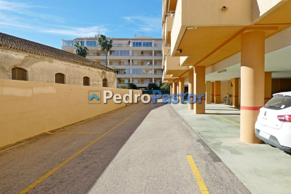 Apartamento 3 dormitorios en 1ª línea de playa en Las Marinas