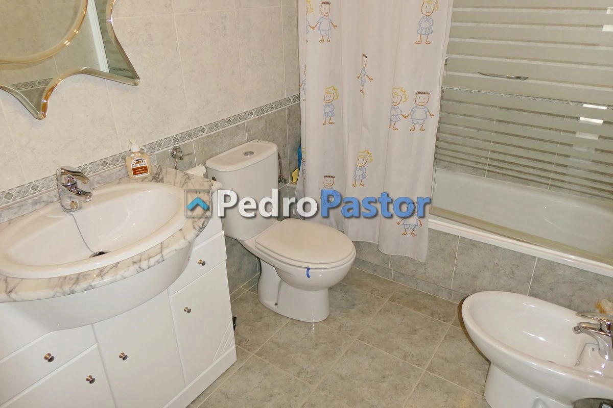 Apartamento 3 dormitorios en 1ª línea de playa en Las Marinas
