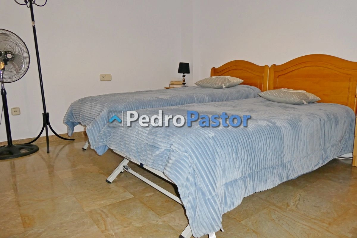 Apartamento 3 dormitorios en 1ª línea de playa en Las Marinas