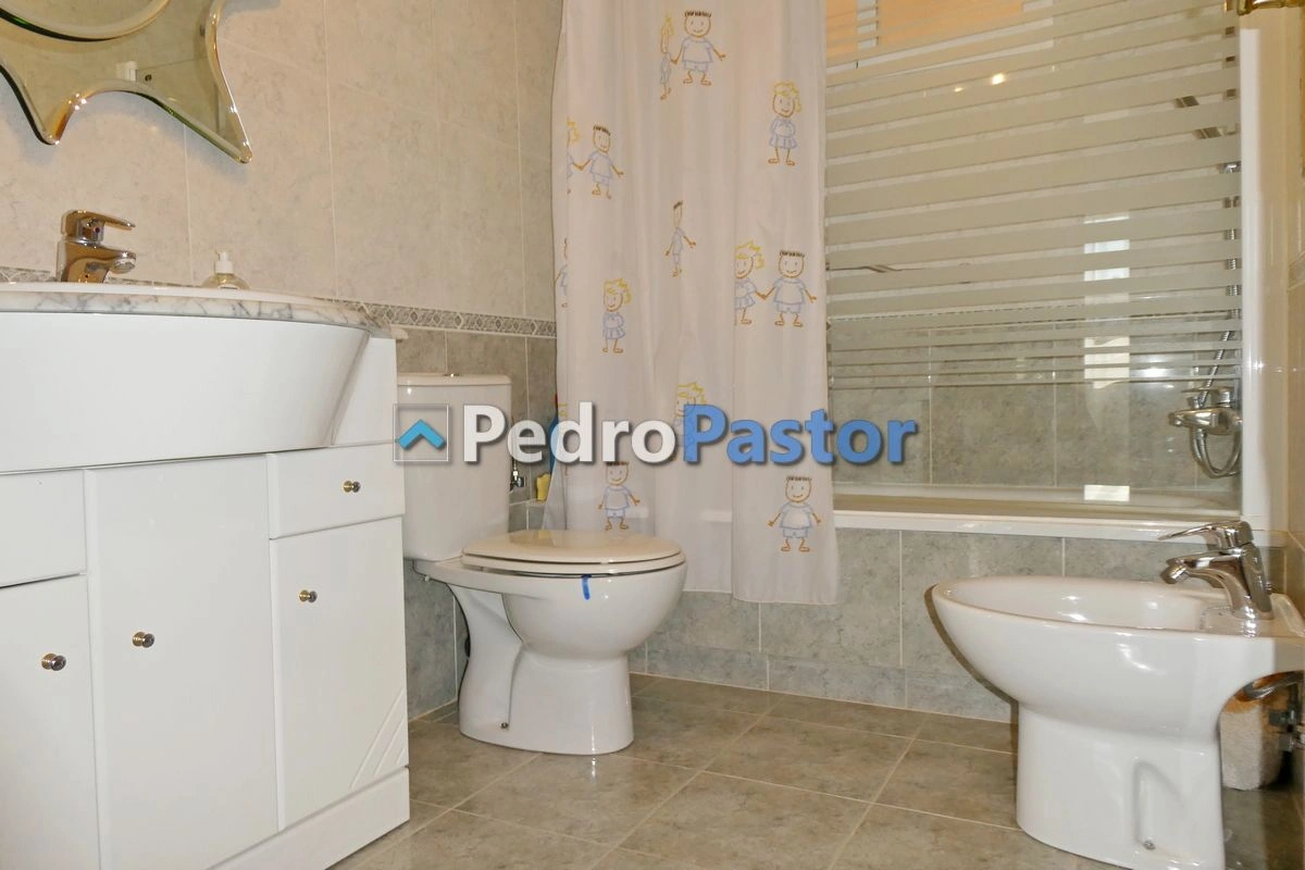 Apartamento 3 dormitorios en 1ª línea de playa en Las Marinas