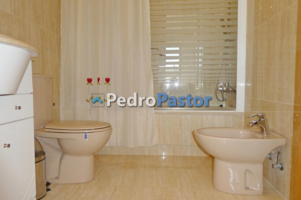 Apartamento 3 dormitorios en 1ª línea de playa en Las Marinas