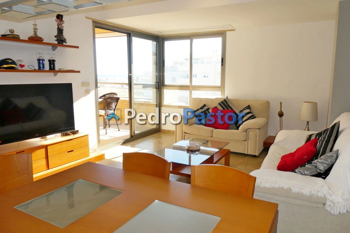 Apartamento 3 dormitorios en 1ª línea de playa en Las Marinas