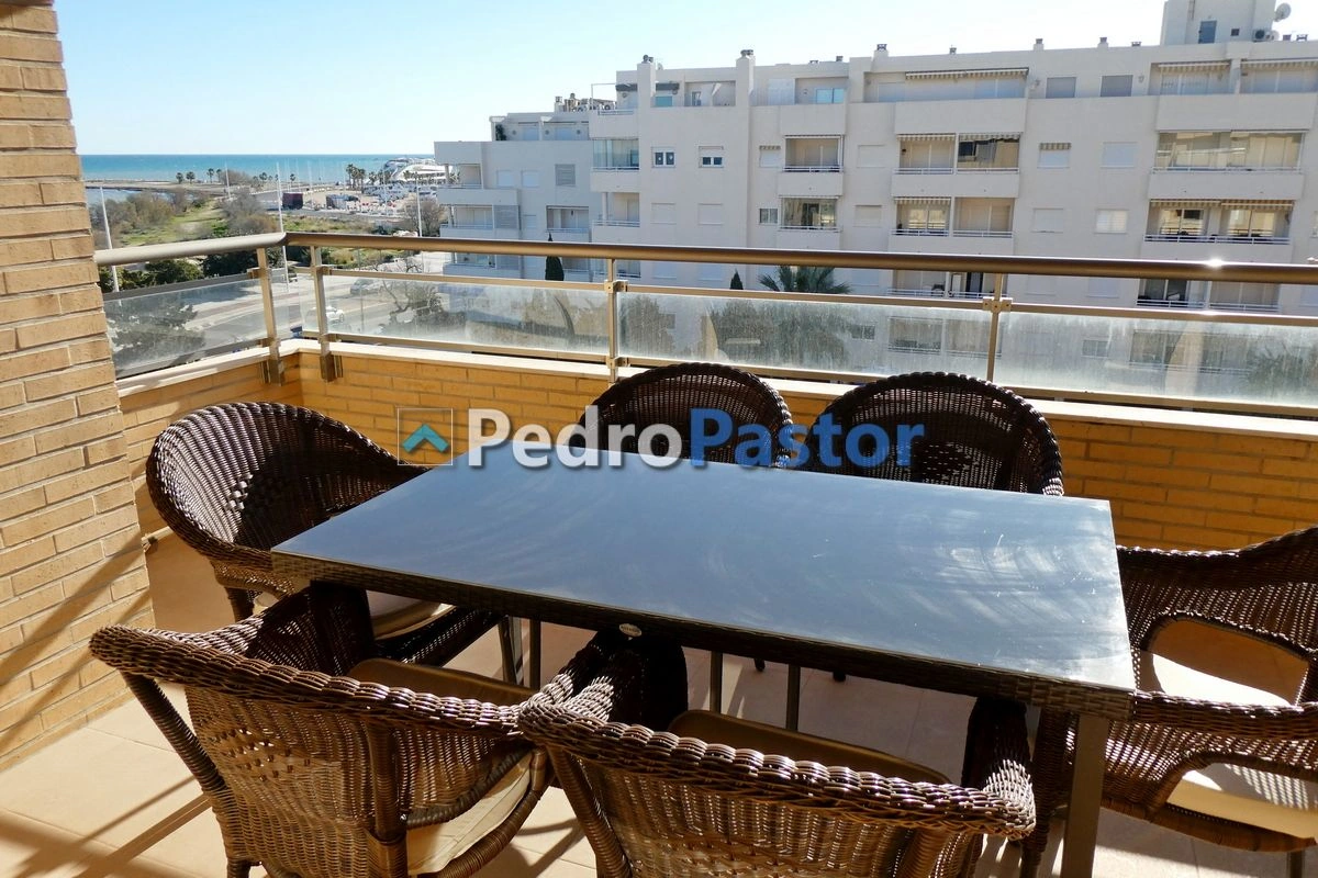 Apartamento 3 dormitorios en 1ª línea de playa en Las Marinas