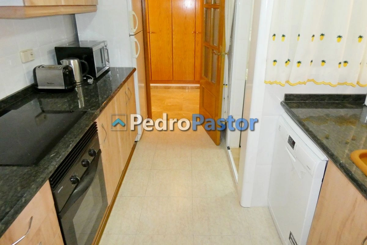 Apartamento 3 dormitorios en 1ª línea de playa en Las Marinas