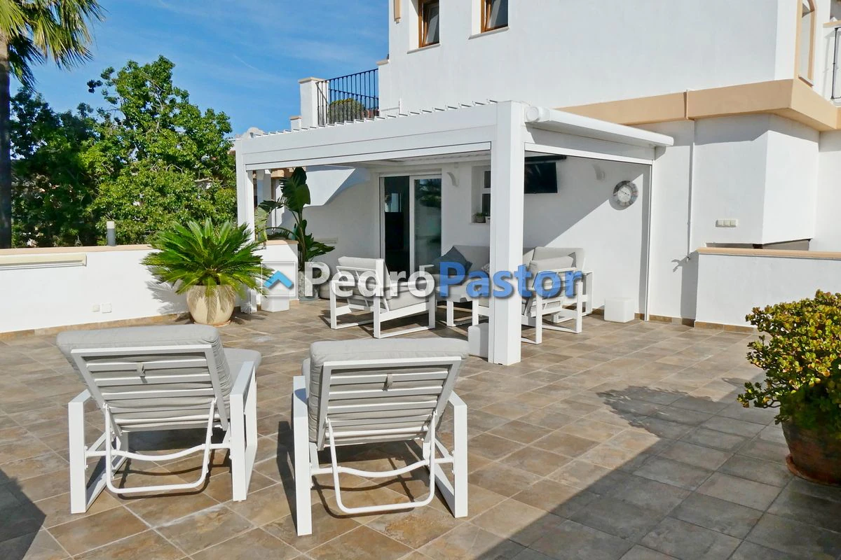 AT054 - Exclusivo ático dúplex de 4 dormitorios en Las Marinas, Dénia