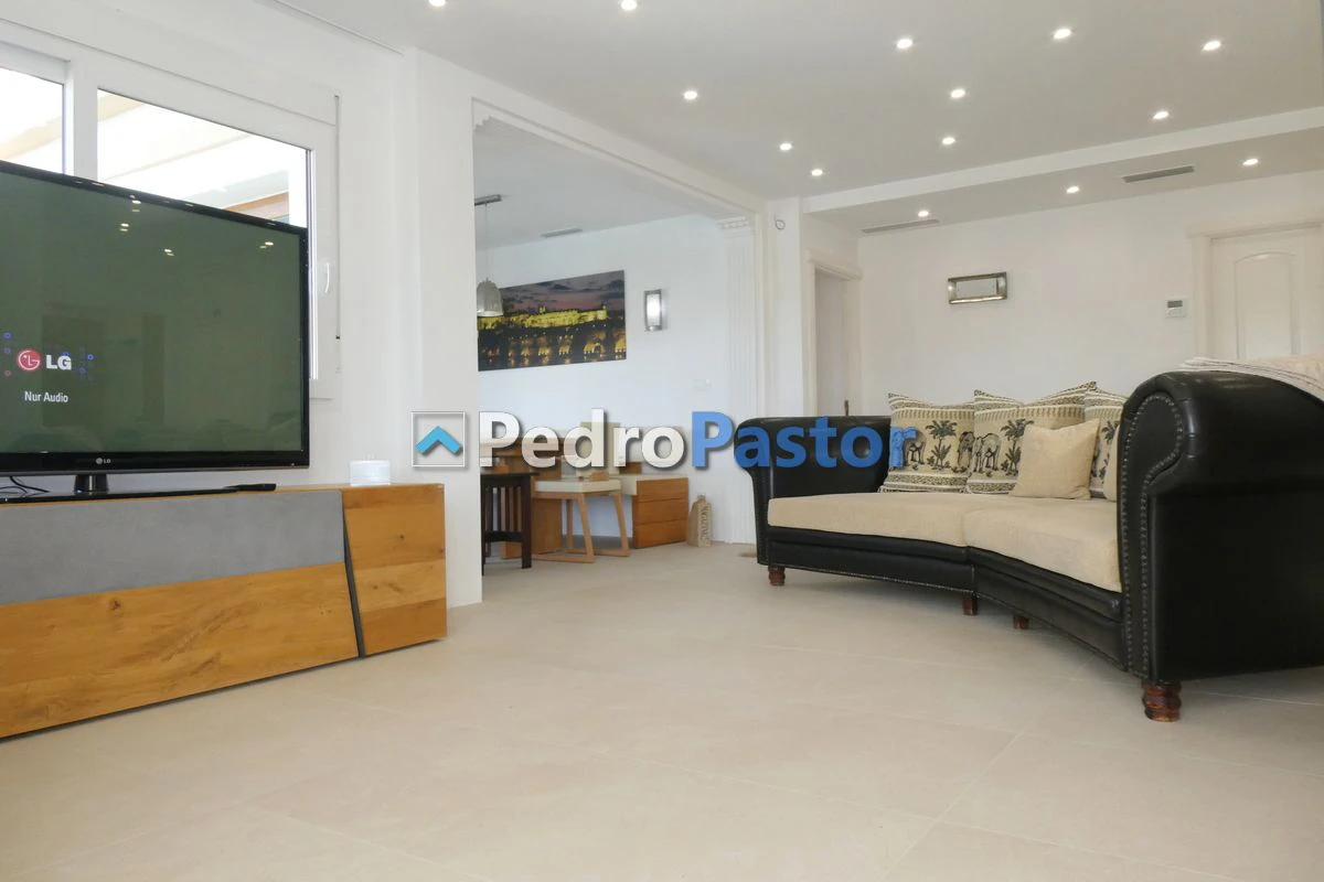 AT054 - Exclusivo ático dúplex de 4 dormitorios en Las Marinas, Dénia