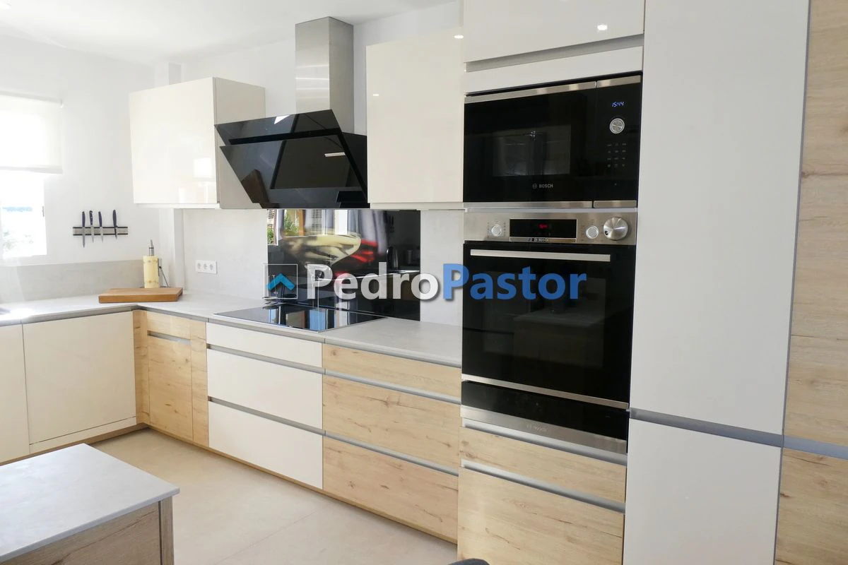 AT054 - Exclusivo ático dúplex de 4 dormitorios en Las Marinas, Dénia