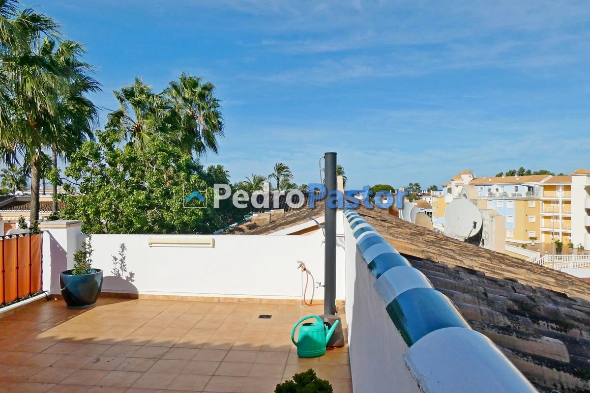 AT054 - Exclusivo ático dúplex de 4 dormitorios en Las Marinas, Dénia