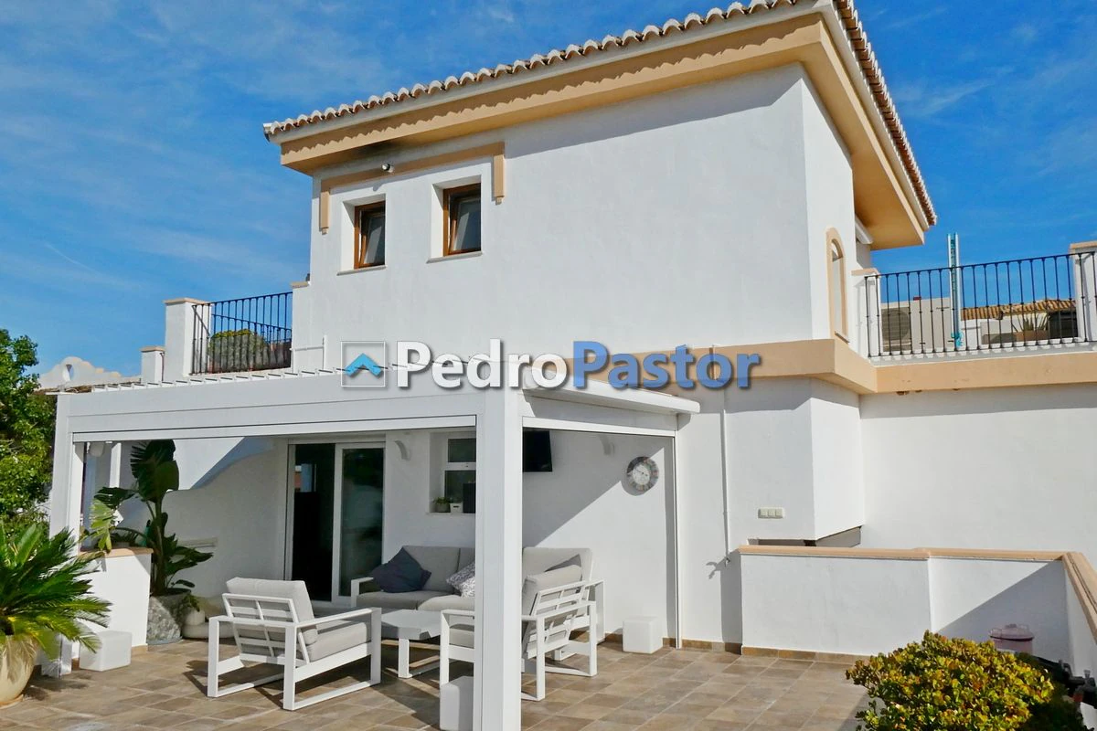 AT054 - Exclusivo ático dúplex de 4 dormitorios en Las Marinas, Dénia