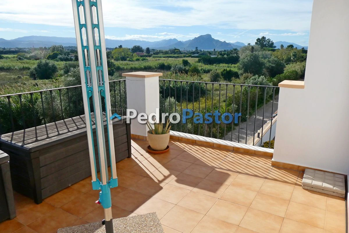AT054 - Exclusivo ático dúplex de 4 dormitorios en Las Marinas, Dénia