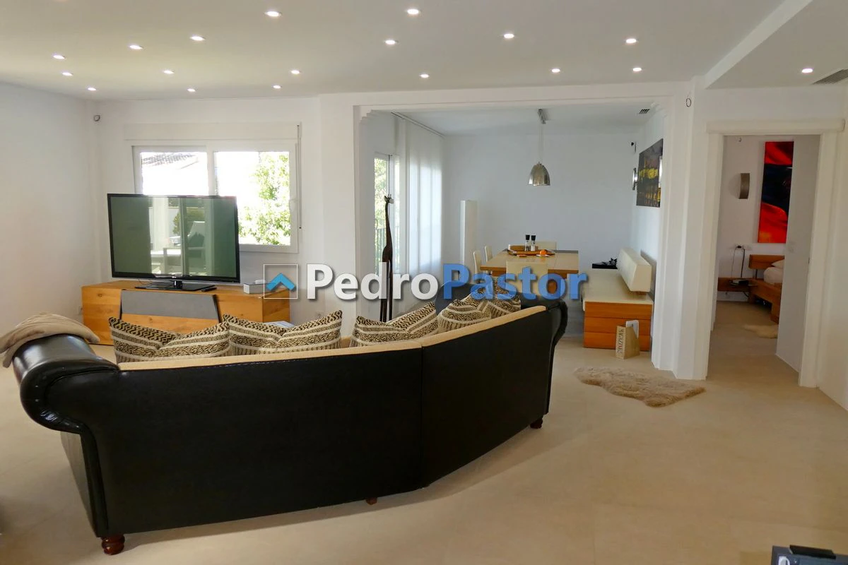 AT054 - Exclusivo ático dúplex de 4 dormitorios en Las Marinas, Dénia