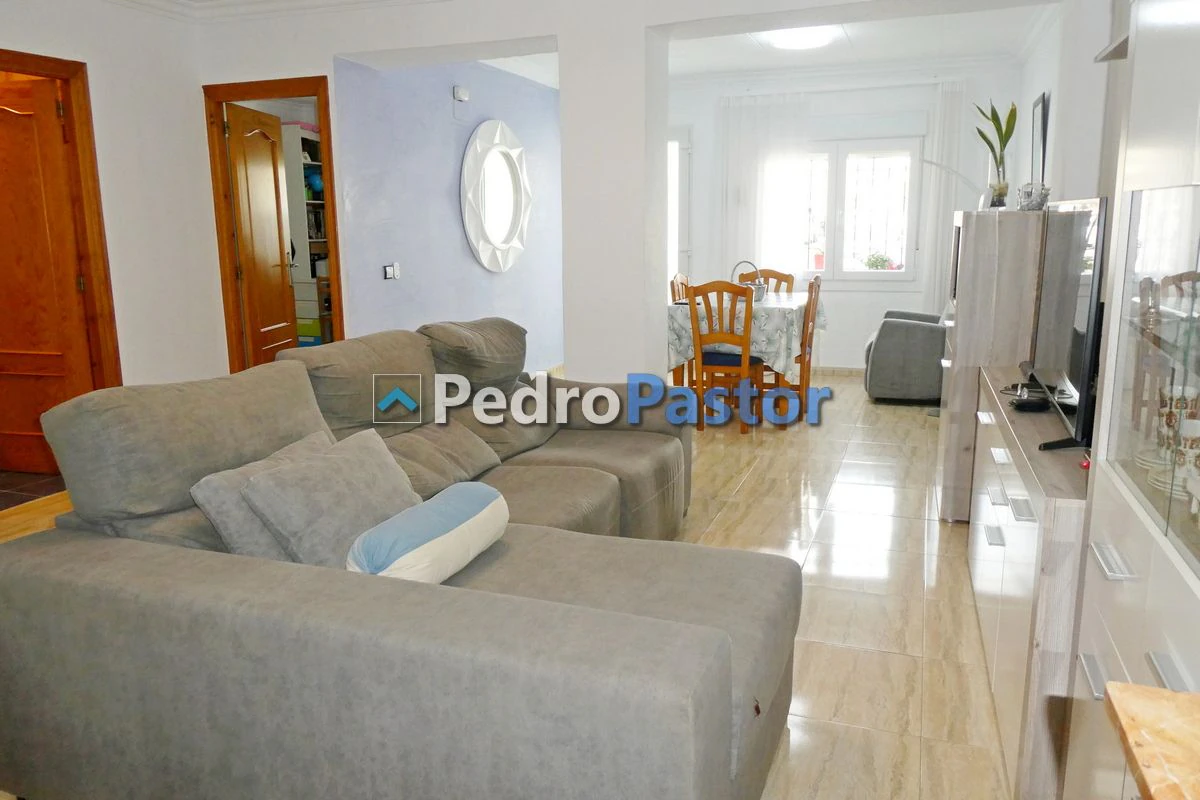 CH075 - Casa de 4 dormitorios en el casco urbano de Dénia