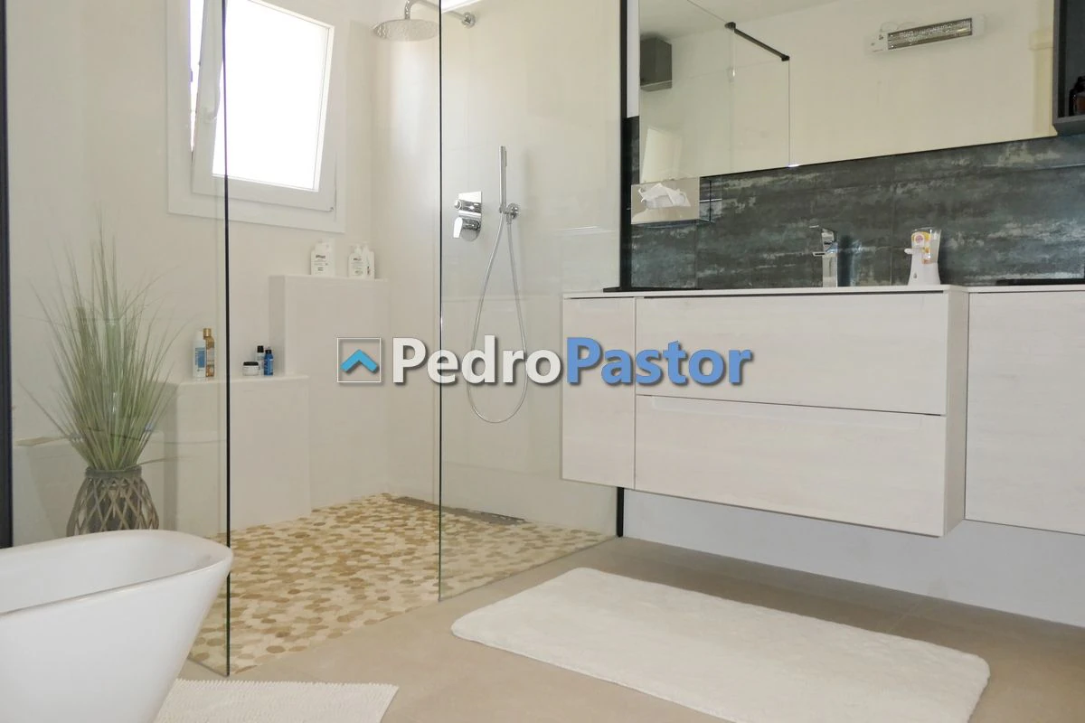 AT054 - Exclusivo ático dúplex de 4 dormitorios en Las Marinas, Dénia