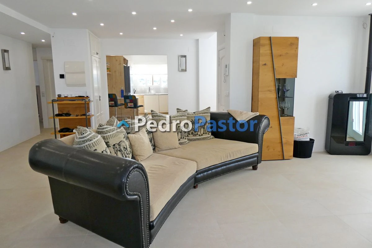 AT054 - Exclusivo ático dúplex de 4 dormitorios en Las Marinas, Dénia