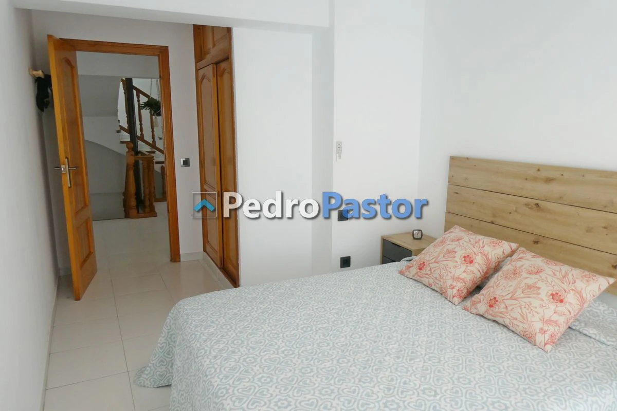 CH075 - Casa de 4 dormitorios en el casco urbano de Dénia