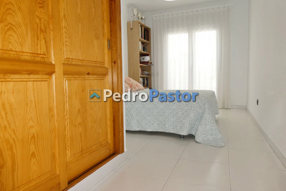 CH075 - Casa de 4 dormitorios en el casco urbano de Dénia
