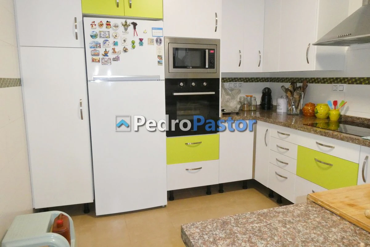 CH075 - Casa de 4 dormitorios en el casco urbano de Dénia