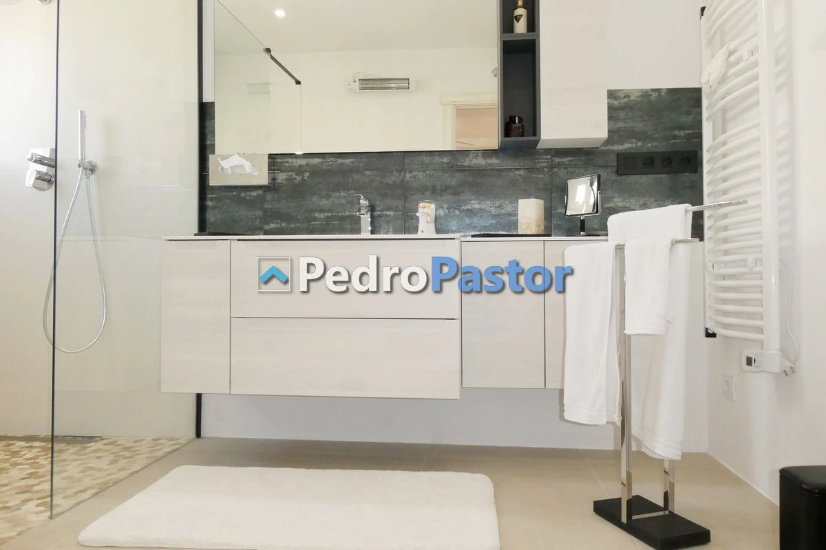 AT054 - Exclusivo ático dúplex de 4 dormitorios en Las Marinas, Dénia
