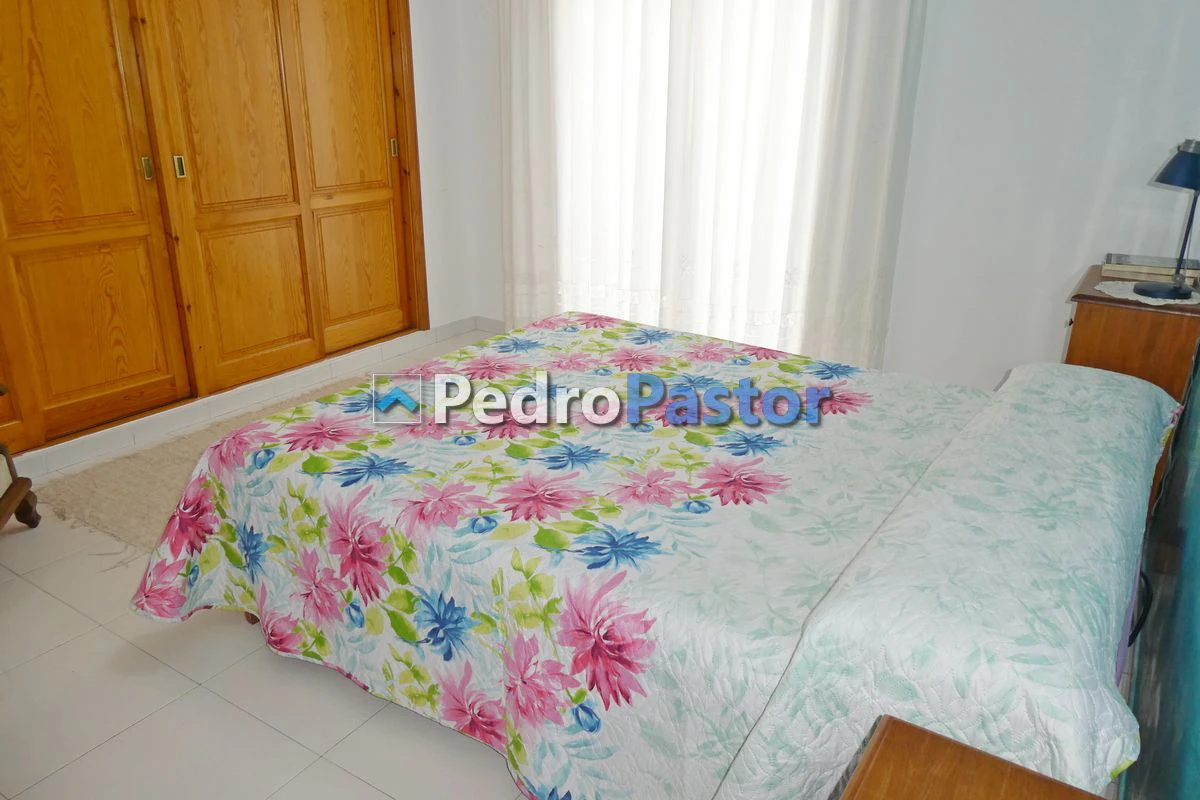 CH075 - Casa de 4 dormitorios en el casco urbano de Dénia