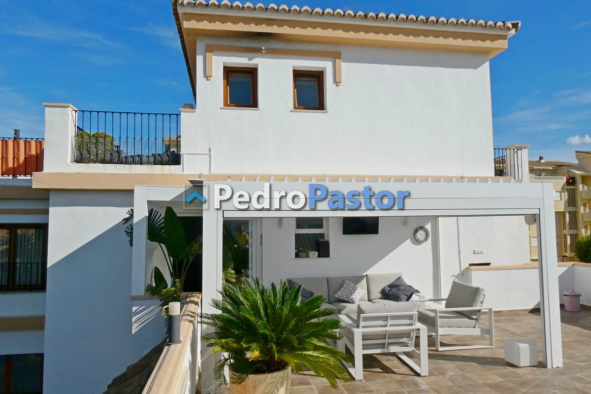 AT054 - Exclusivo ático dúplex de 4 dormitorios en Las Marinas, Dénia