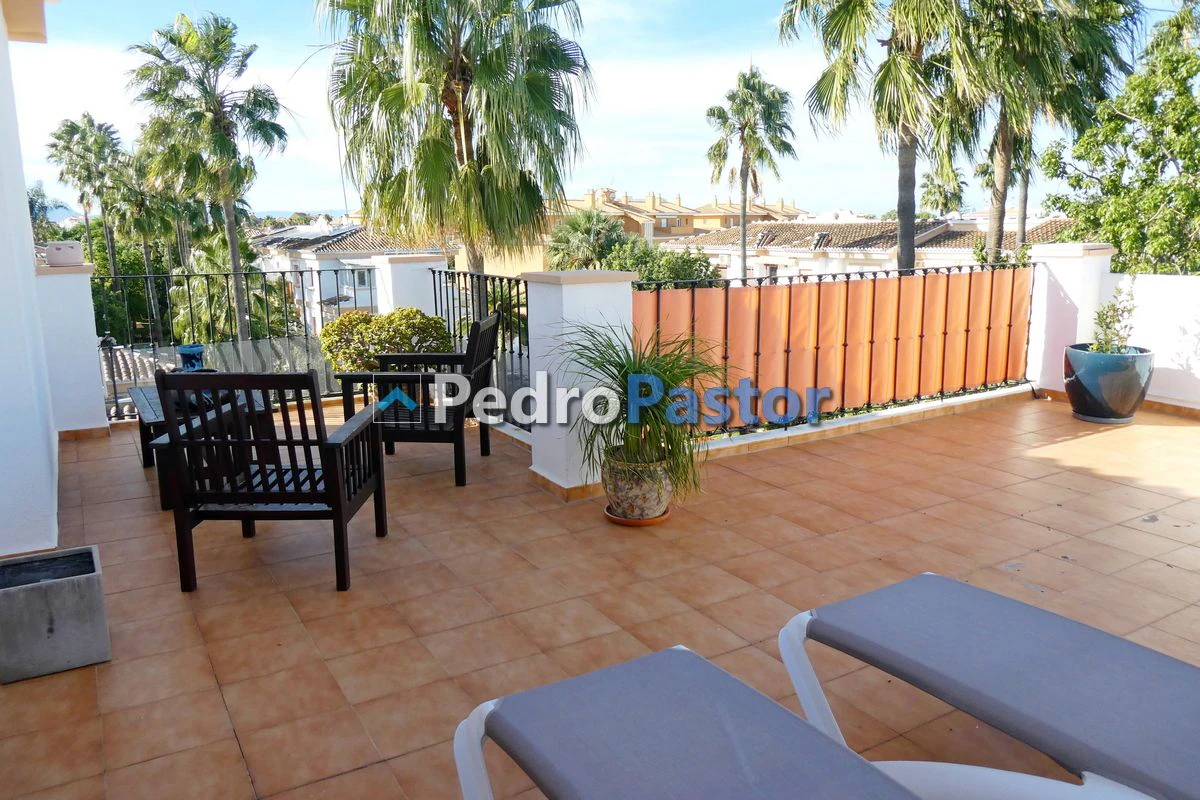 AT054 - Exclusivo ático dúplex de 4 dormitorios en Las Marinas, Dénia