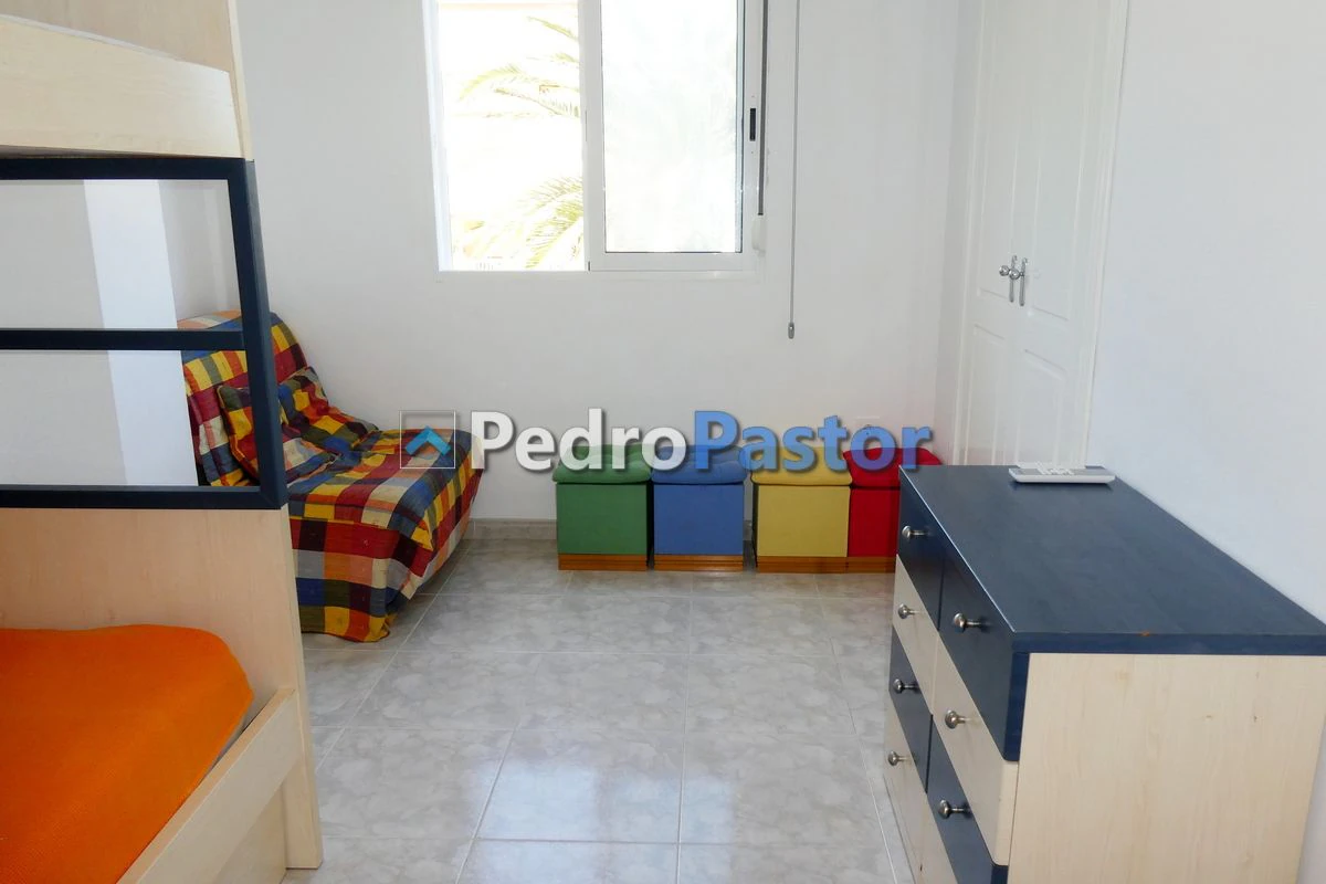 Alquiler apartamento Urbanización La Marina