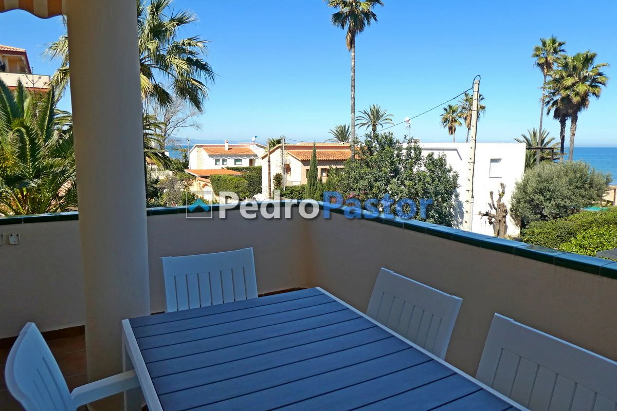 Alquiler apartamento Urbanización La Marina
