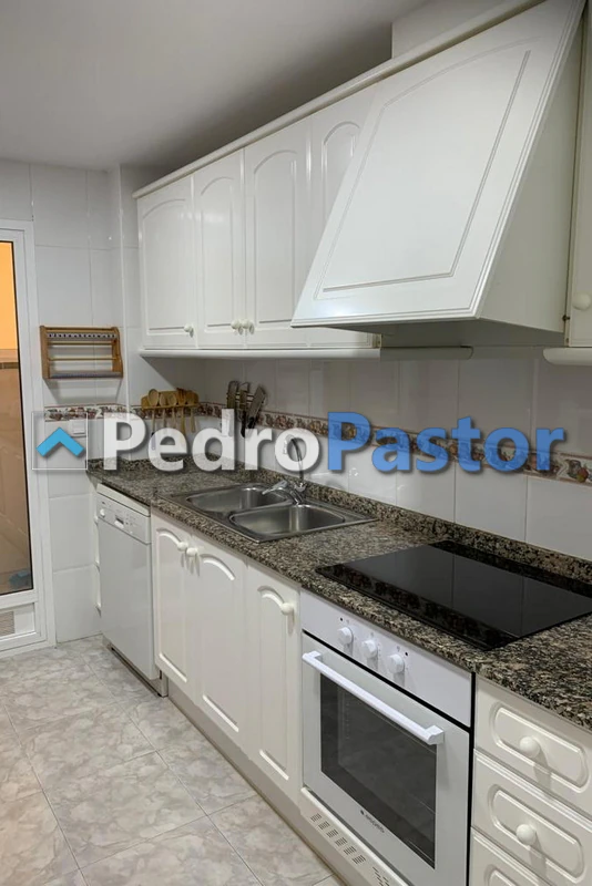 Alquiler apartamento Urbanización La Marina