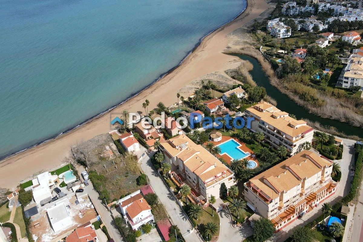 AP218 - Apartamento de 3 dormitorios en el Km 6 de Las Marinas en Dénia