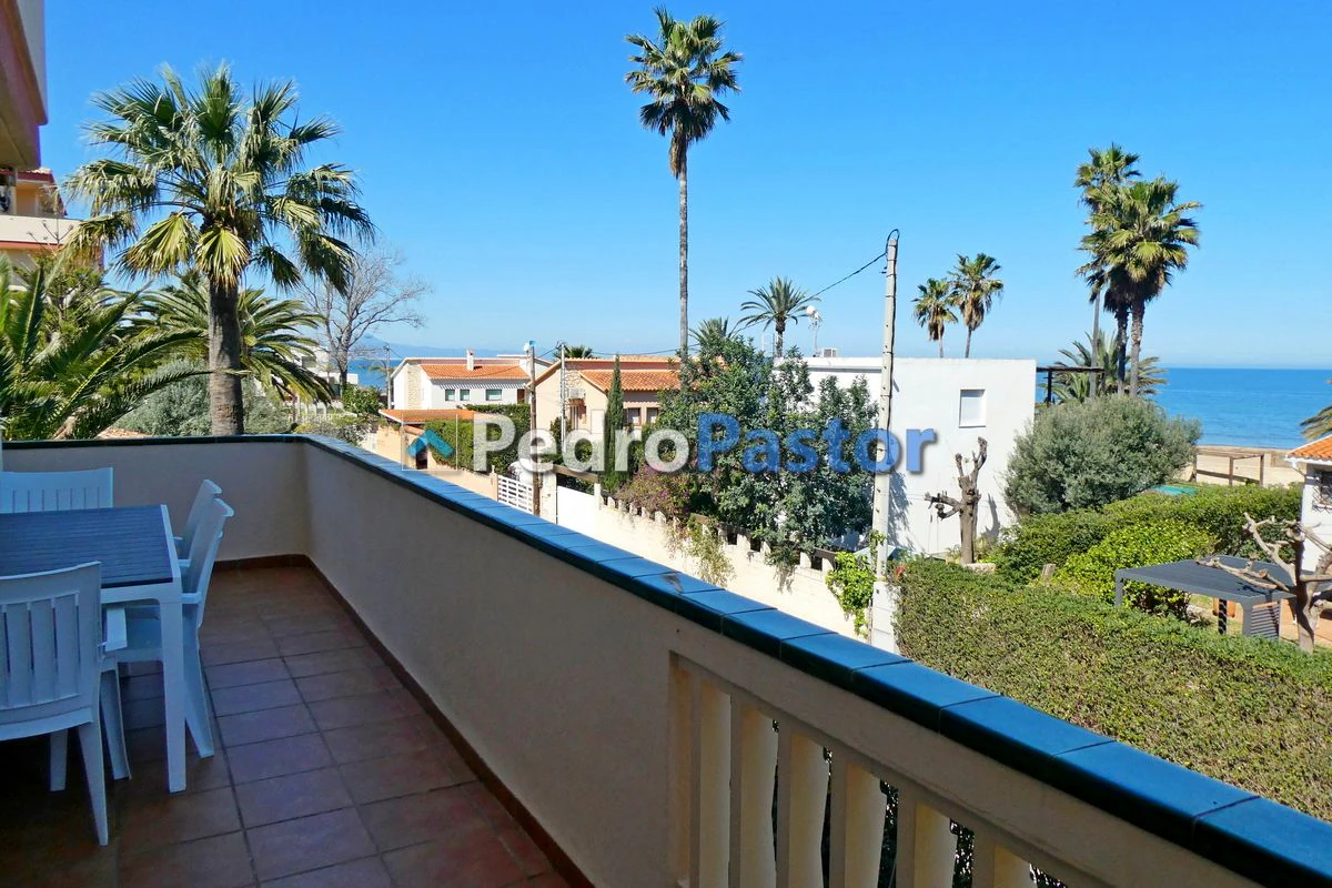 AP218 - Apartamento de 3 dormitorios en el Km 6 de Las Marinas en Dénia