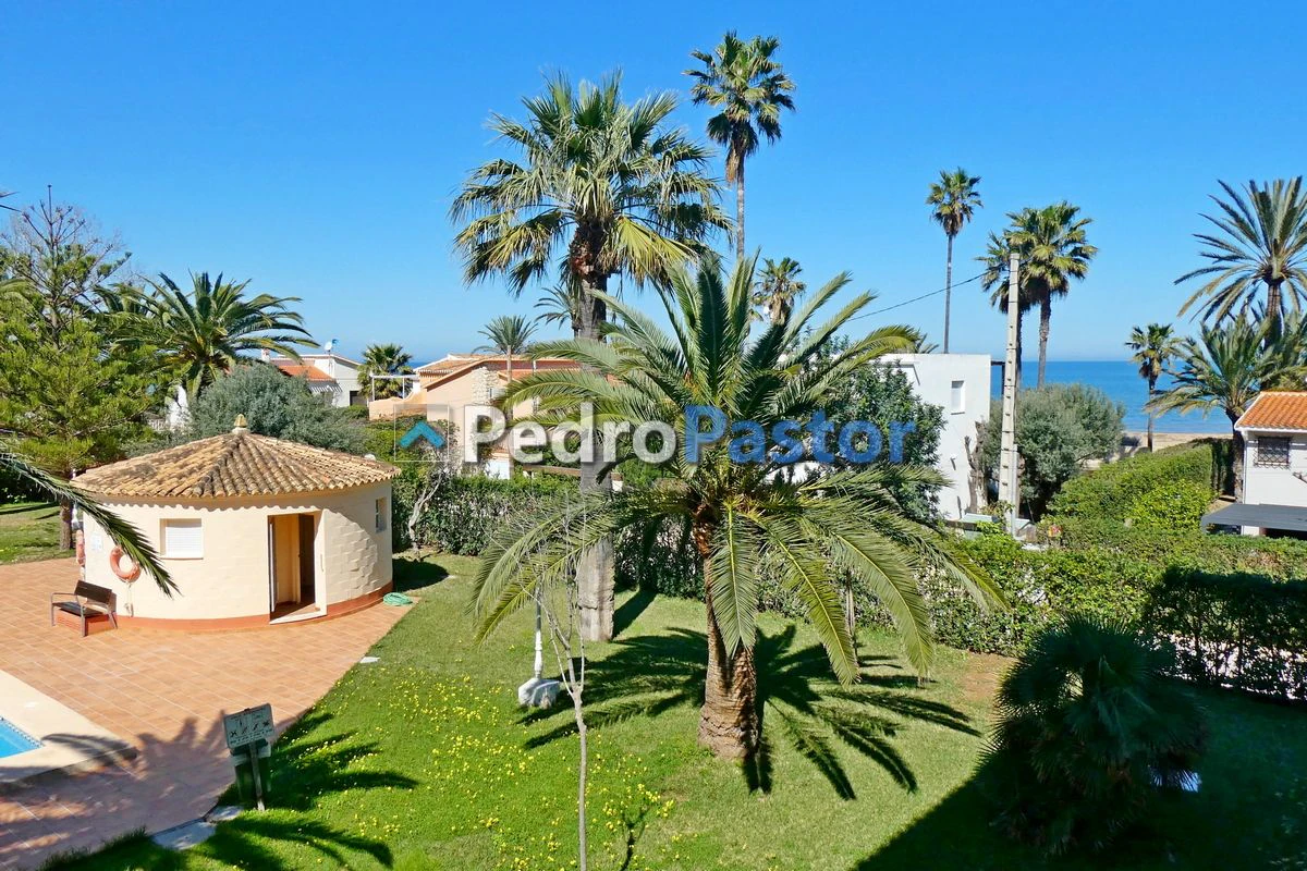 AP218 - Apartamento de 3 dormitorios en el Km 6 de Las Marinas en Dénia