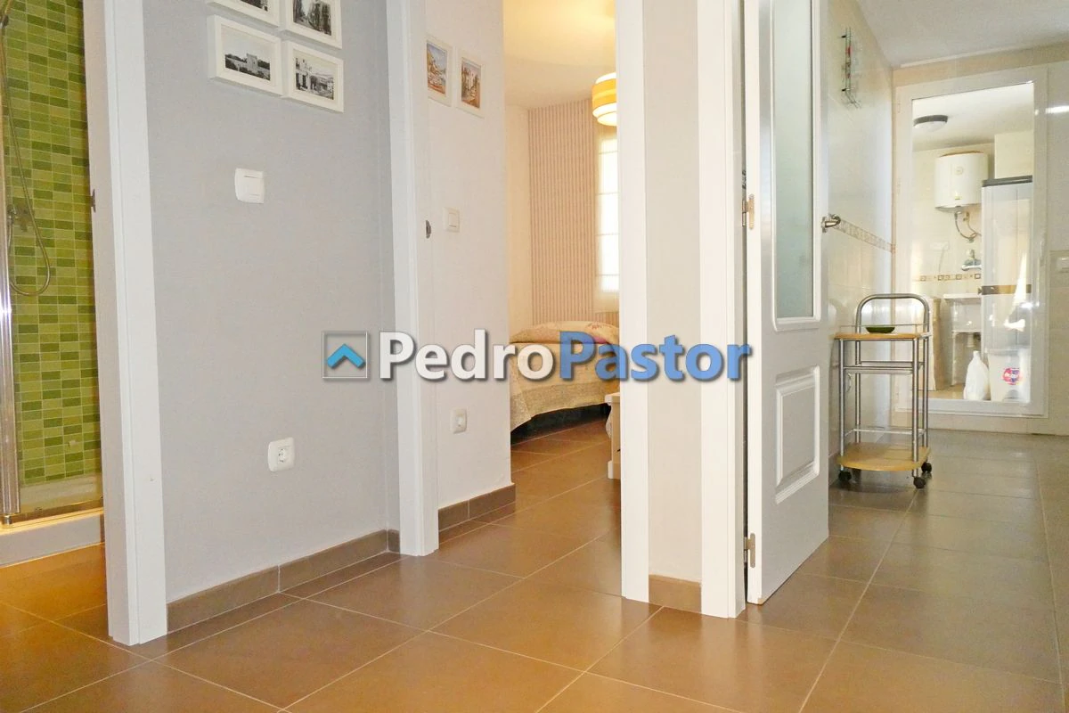 AP215 - Apartamento de 2 dormitorios en 1ª línea de playa en Las Marinas en Dénia