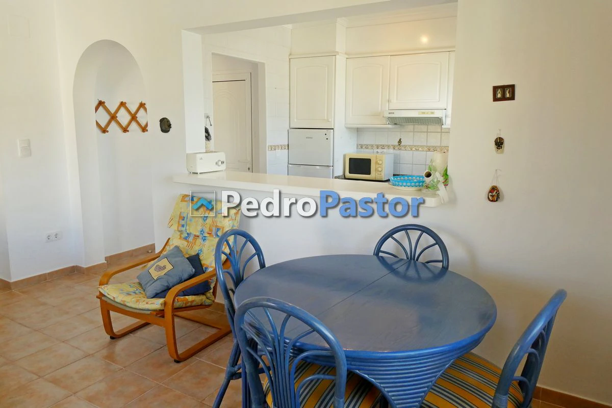 Apartamento de 2 dormitorios en 1ª línea de playa en Las Marinas en Dénia