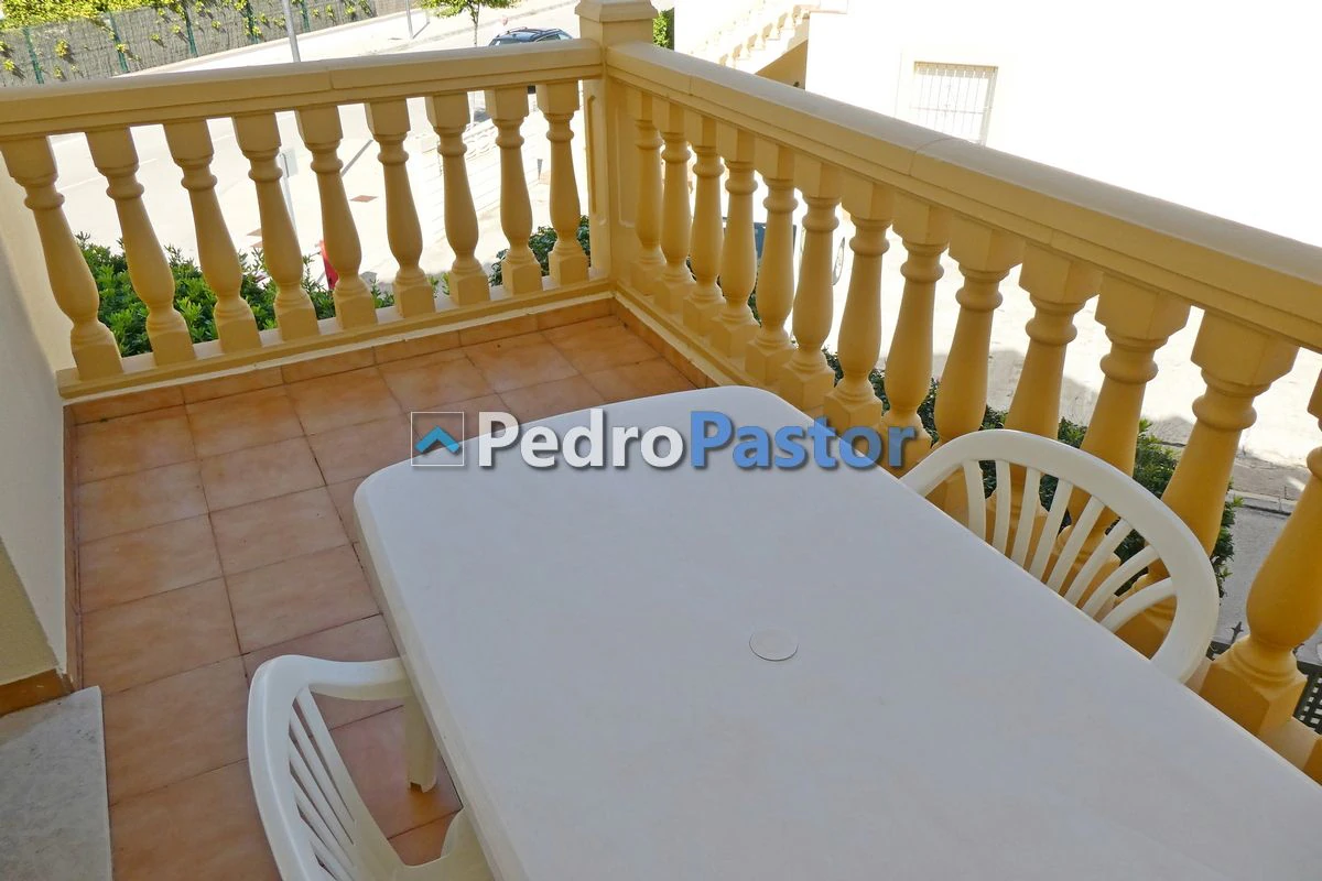 Apartamento de 2 dormitorios en 1ª línea de playa en Las Marinas en Dénia