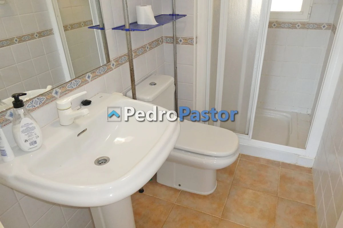 Apartamento de 2 dormitorios en 1ª línea de playa en Las Marinas en Dénia