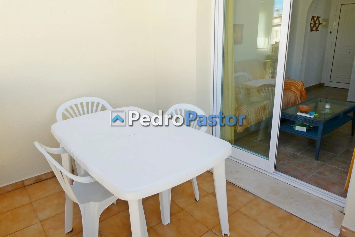 Apartamento de 2 dormitorios en 1ª línea de playa en Las Marinas en Dénia